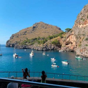 BARCOS Y VELEROS